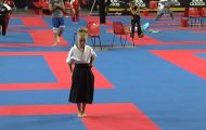 8-åringen inntar posisjon på matten. Sekunder senere tror jeg knapt det jeg ser. 8-åringen inntar posisjon på matten. Sekunder senere tror jeg knapt det jeg ser.